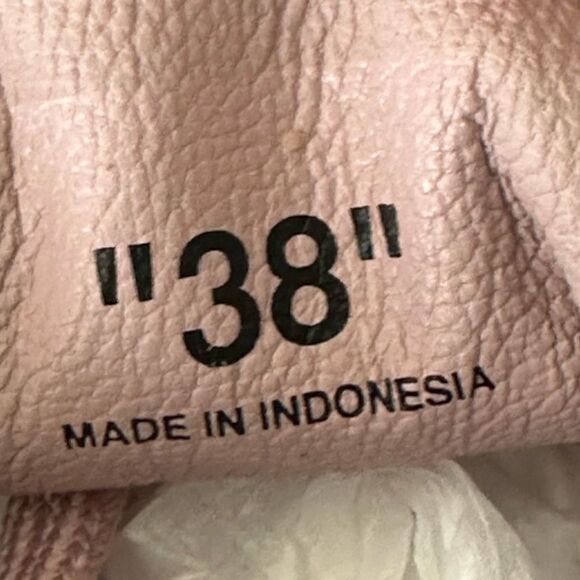 Off-White Low Vulcanized Leather Upper Light Pink Sneakers EU 38 UK 5 US Size 8 - Picture 16 of 16